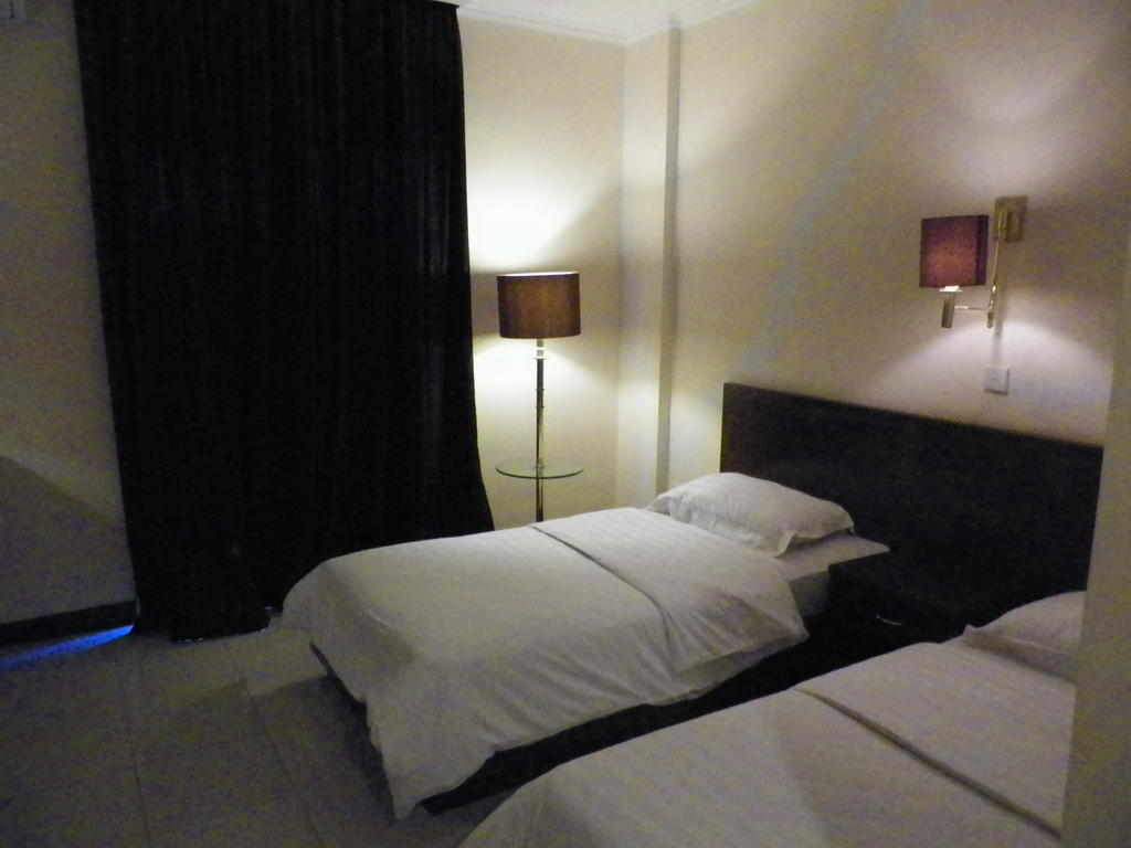 Excellent Seven Boutique Hotel Bandung Zimmer foto